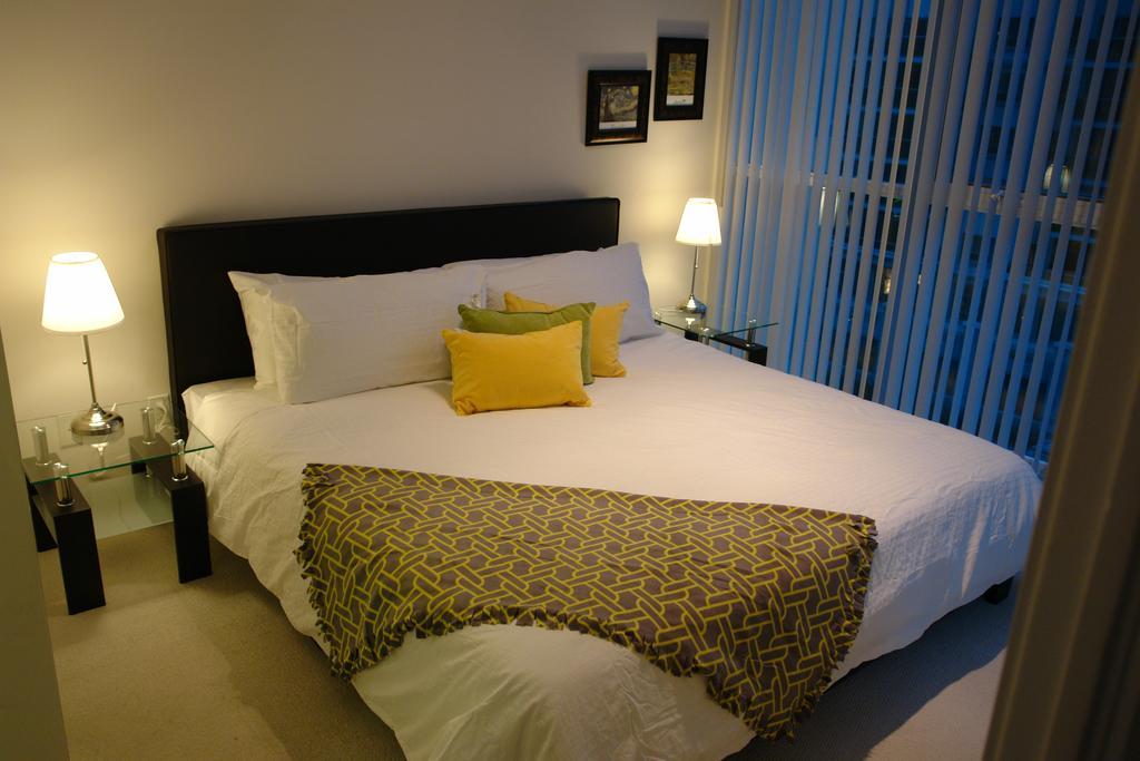 Goodwood Suites Μισισάουγκα Δωμάτιο φωτογραφία