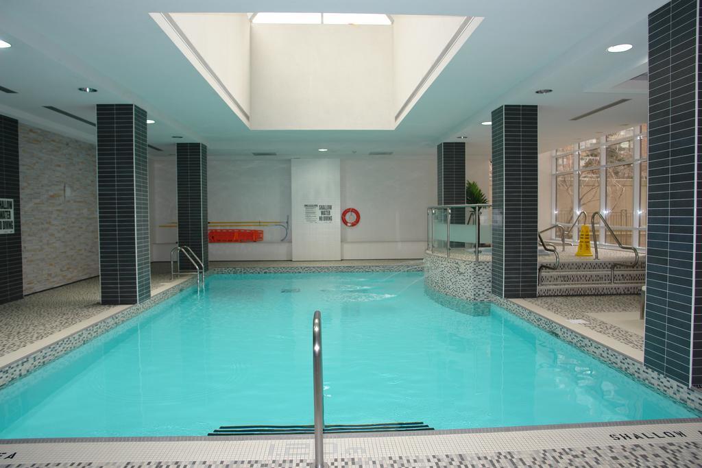 Goodwood Suites Μισισάουγκα Δωμάτιο φωτογραφία